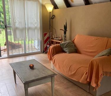 Bosque Peralta Ramos House | Discover Cabaña Alpina del Bosque - Pet-Friendly Retreat
