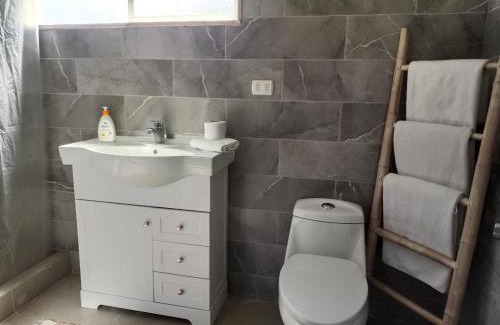 Osorno House | Cozy Cabaña Ankar: Pet Friendly & Family Welcoming Retreat