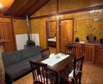 Panguipulli House | Family-Friendly Cabaña Antu-Meli in Beautiful Liquiñe