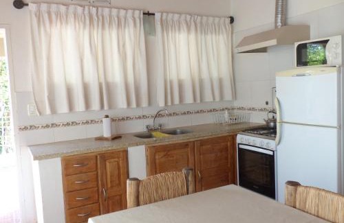 San Agustin de Valle Fertil Cabin | Relax at Cabañas La Rosita - Family-Friendly Retreat