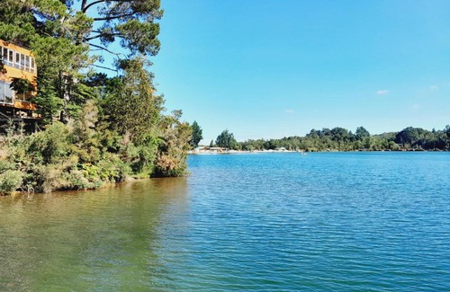 Dalcahue Apartment | Family-Friendly Cabaña Balneario Laguna Pastahue Retreat