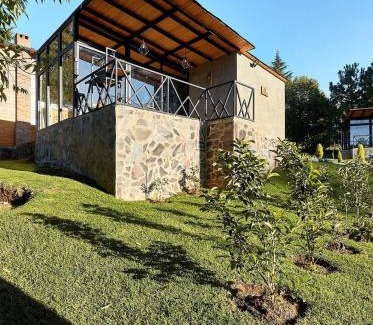 Tapalpa House | Exceptional Stay at Cabaña Buganvilia, Tapalpa - 9.8/10