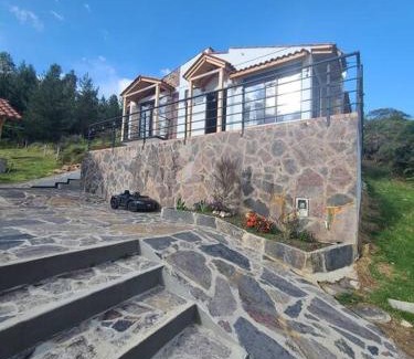 Paipa House | Pet-Friendly Cabaña Campestre Montreal: Guest Rated 9.9/10