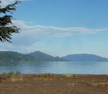 Conaripe House | Pet-Friendly Retreat at Cabaña Carolyn for Family Getaways