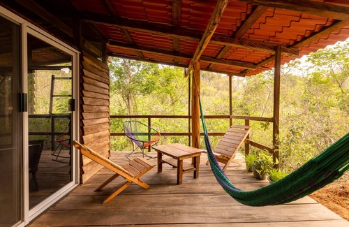Huautlco Cabin | Discover Cabaña Ceiba - Your Nature Retreat Awaits