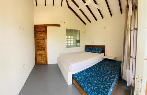 Tolu House | Beachside Cabaña with Pool & AC - Top Rated in Tolú