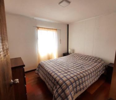 Pichidangui House | Cozy Cabaña: Family-Friendly Retreat with 9.3/10 Rating