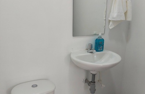 Santa Cruz de Lorica Cabin | Cozy Cabaña Steps from the Beach in Urban Village