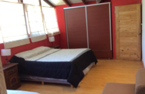 San Martin de los Andes House | Idyllic Cabaña by the Stream with Hot Tub & Pet Friendly