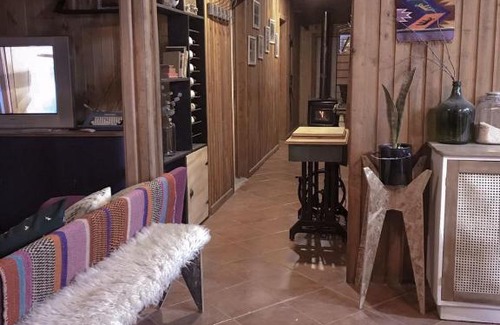 Casa de Lata House | Cozy Cabin with Fireplace in the Forest - Termas de Chillan