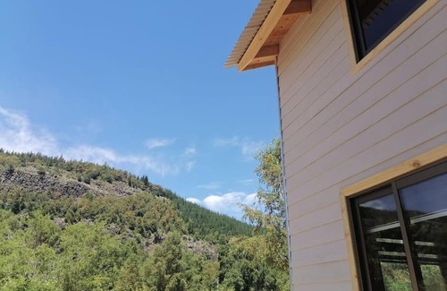 Pinto House | Pet-Friendly Cabaña with Spacious 10-Hectare Patio