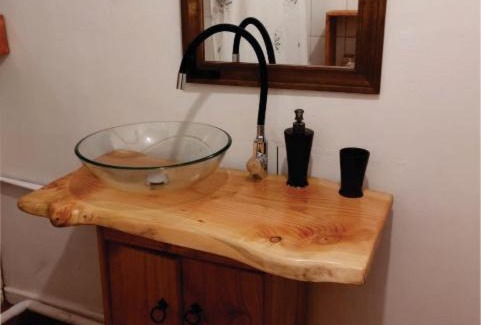 Curacautin House | Pet-Friendly Cabaña Curacautín Mestiza with Family Amenities