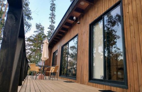 Llico House | Cozy Cabaña de Campo: Family-Friendly Retreat, 9.4/10 Rated