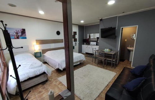Punta Arenas Apartment | Pet-Friendly Retreat at Cabaña de John Wine Awaits You