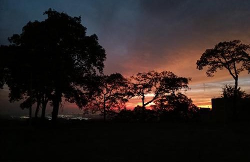 Santa Rosa Apartment | Budget-Friendly Stay at Cabaña de Lolita for Families