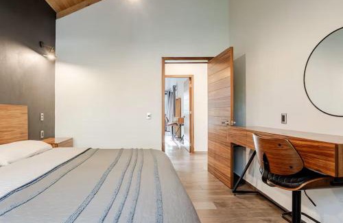 Mazamitla Ski Chalet | Serene Forest Cabin with Jacuzzi - 4-Star Family Retreat