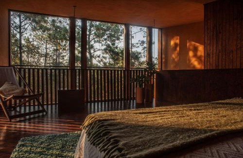 Mazamitla Villa | Cozy Cabin with Fully Equipped Kitchen and Relaxing Tub