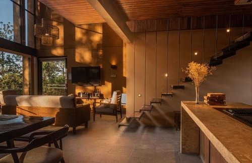 Mazamitla Villa | Cozy Cabin with Fully Equipped Kitchen and Relaxing Tub