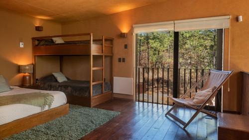 Mazamitla Villa | Cozy Cabin with Fully Equipped Kitchen and Relaxing Tub