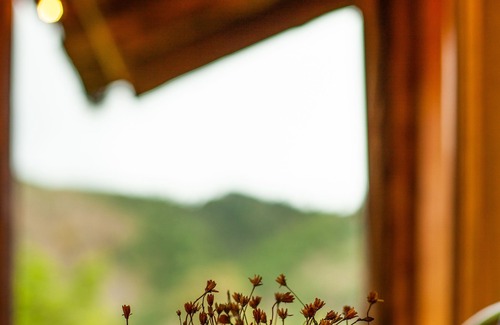 Villa de Leyva Cottage | Exceptional Ojo de Agua Cabin with Spa & Pet-Friendly Amenities