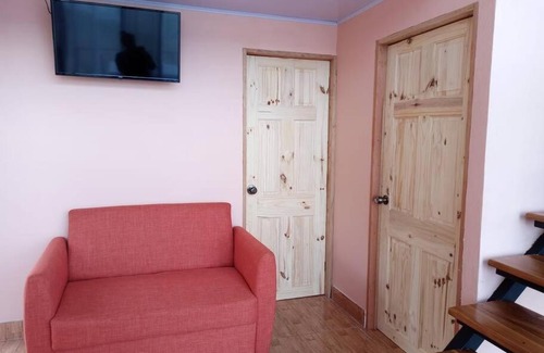 Canton Parrita Ski Chalet | Relaxing Family Retreat at Cabaña de Montaña with Pool