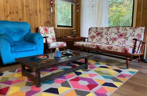 Valdivia House | Cozy Cabaña del Bosque: Pet-Friendly Retreat for Families