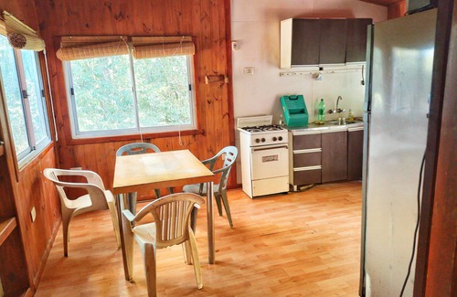 Partido de Tigre Cabin | Cozy Cabaña del Humedal: Ocean View & Pet-Friendly Stay