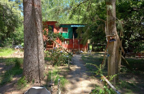 Partido de Tigre Cabin | Cozy Cabaña del Humedal: Ocean View & Pet-Friendly Stay
