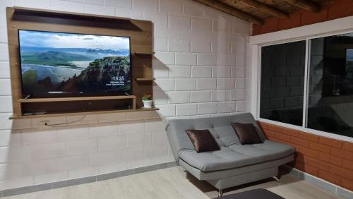 Cocorna Ski Chalet | Ideally Located Cabaña del Lago: Guest Rated 10/10