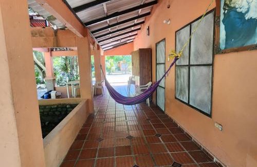 Mata de Platano House | CABAñA EDEN