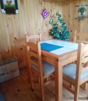 Los Ladrillos House | Pet-Friendly Retreat at Cabaña Río Cochamó - Rated 9/10