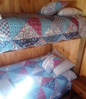 Los Ladrillos House | Pet-Friendly Retreat at Cabaña Río Cochamó - Rated 9/10