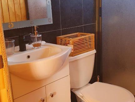Buchupureo House | Discover Cabaña El Avellano: Rated 9.7/10 & Family-Friendly