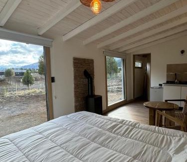 Meliquina House | Cozy Cabaña - Villa Meliquina with Family & Pet Amenities