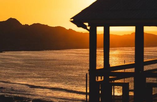 Chanaral House | Pet-Friendly Cabaña el Mirador Caleuche with High Ratings