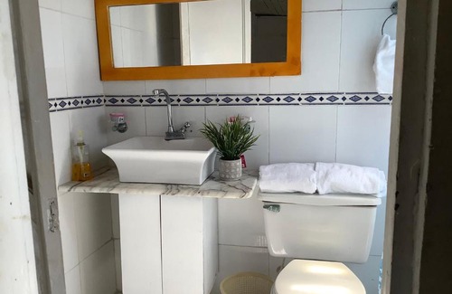 Tubara House | Pet-Friendly Cabaña El Pelícano with Private Beach Access