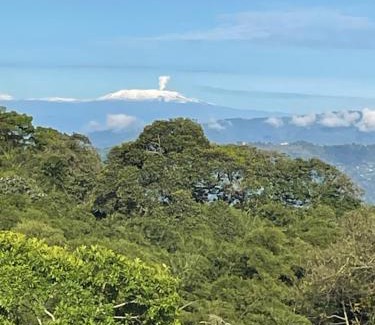 San Antonio del Tequendama House | Pet-Friendly Cabaña en El Guadual with Ocean View & Pool