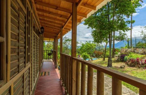 San Antonio del Tequendama House | Pet-Friendly Cabaña en El Guadual with Ocean View & Pool