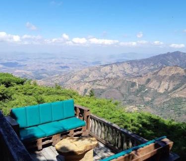 Nueva Concepcion Villa | Enchanting Cabaña en las Montañas de El Trifinio Retreat