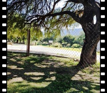 Santa Maria House | Pet-Friendly Cabaña Sierras Rio Sol by the River