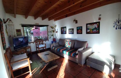 Miramar House | Pet-Friendly Cabaña en Miramar: 4-Star Stay with Family Amenities