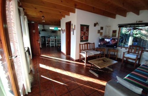 Miramar House | Pet-Friendly Cabaña en Miramar: 4-Star Stay with Family Amenities