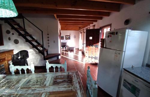 Miramar House | Pet-Friendly Cabaña en Miramar: 4-Star Stay with Family Amenities