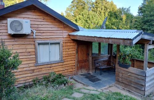 Valdivia House | Charming Casa de Campo: Family-Friendly Retreat Near City