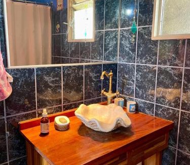 Pichidangui House | Tranquil Cabaña en Pichidangui with Ocean View & Top Ratings
