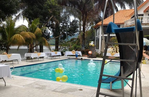 Prado Villa | Cozy Cabaña en Prado Tolima with Pool and Spa Amenities