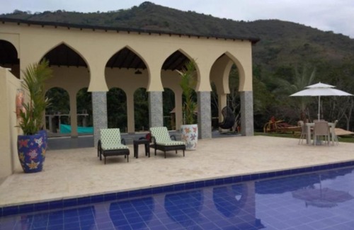 Otrabanda House | Pet-Friendly Cabaña en Sopetran with Pool & Hot Tub