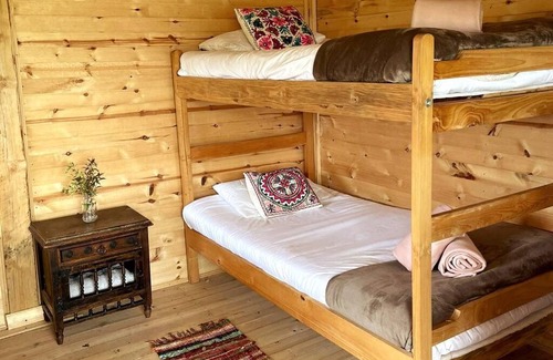 Guatavita Other | Top-Rated Cabaña "Entre Pinos" with Hot Tub in Guatavita