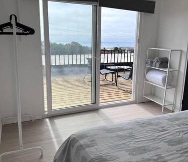 La Laguna Apartment | Pet-Friendly Cabaña Espectacular Maitencillo Awaits You