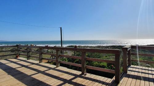 Pelluhue House | Family-Friendly Cabaña Familiar Cardonal with Ocean Views